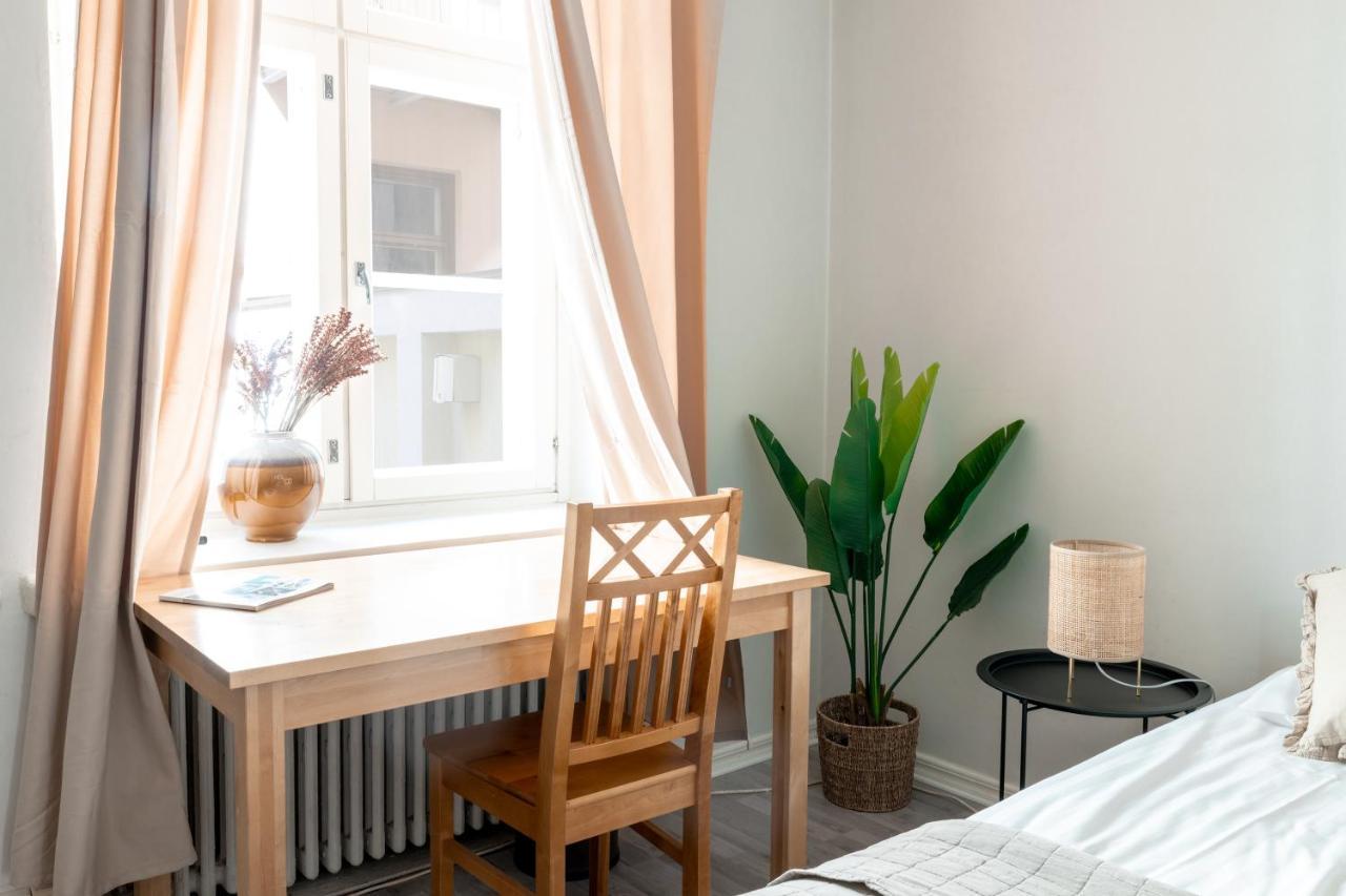2Ndhomes Cozy Studio By The Esplanade Park Helsingfors Exteriör bild