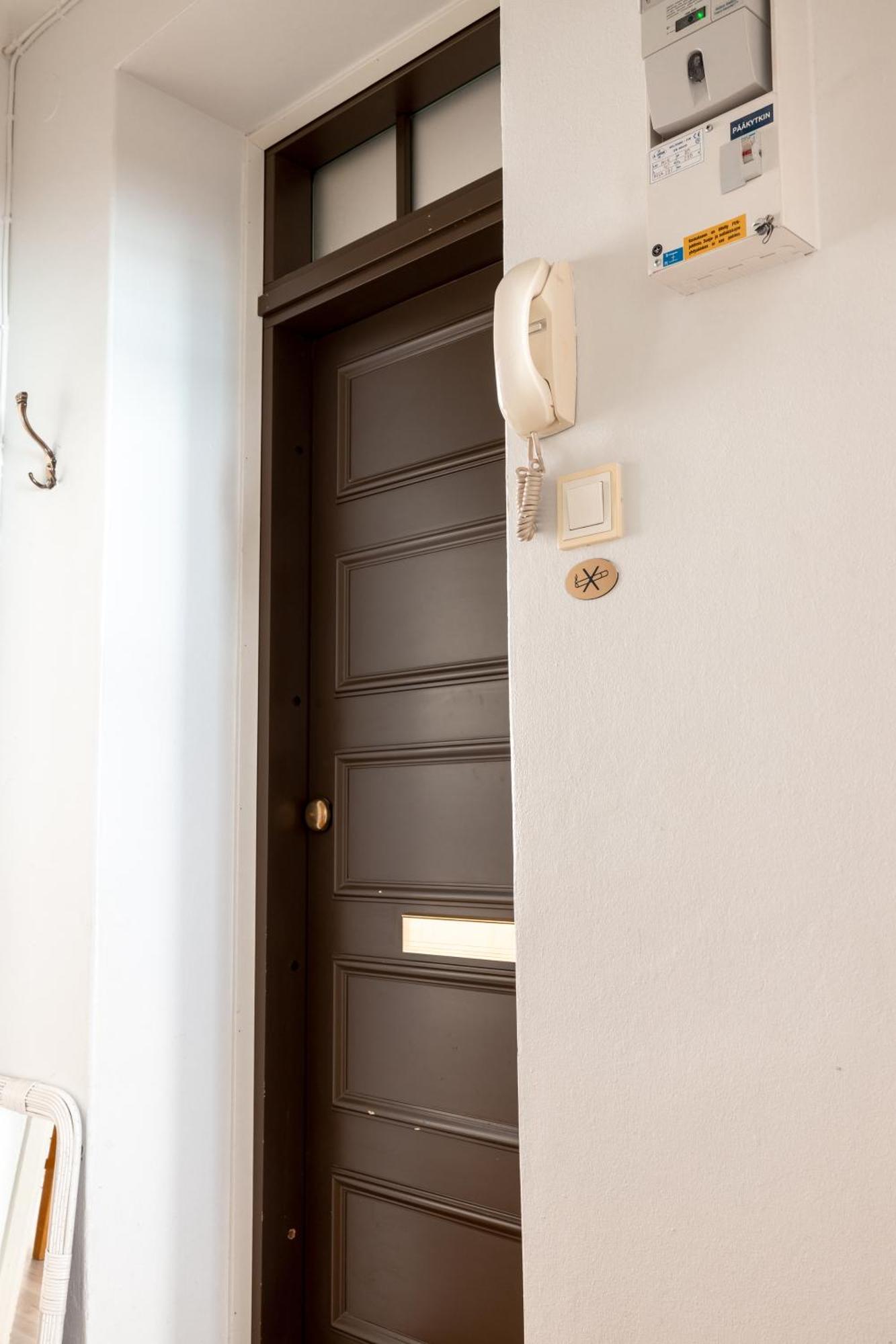 2Ndhomes Cozy Studio By The Esplanade Park Helsingfors Exteriör bild